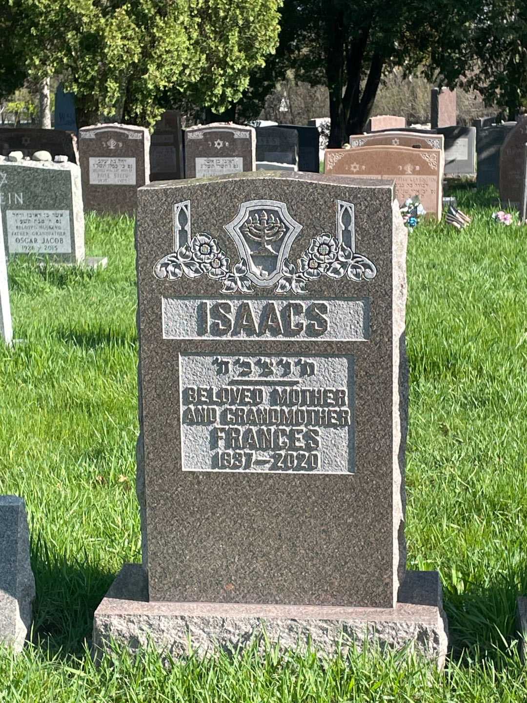 Frances Isaacs's grave. Photo 1