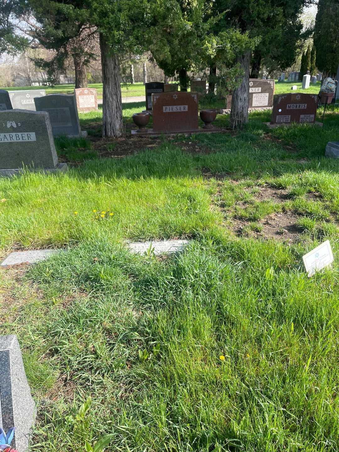 Mildred C. Garber's grave. Photo 2