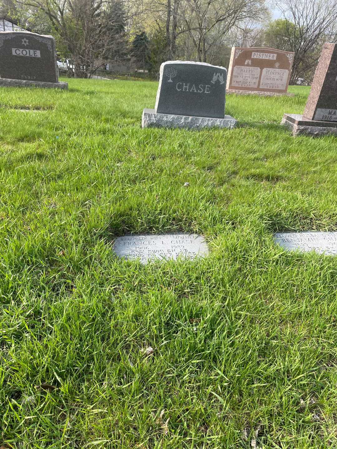Frances L. Chase's grave. Photo 2