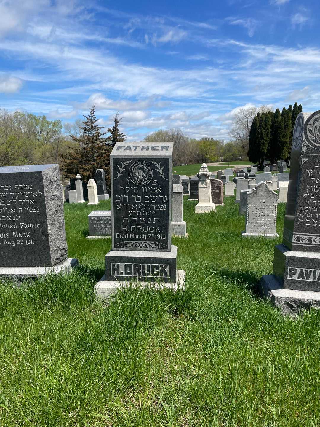 H. Druck's grave. Photo 2