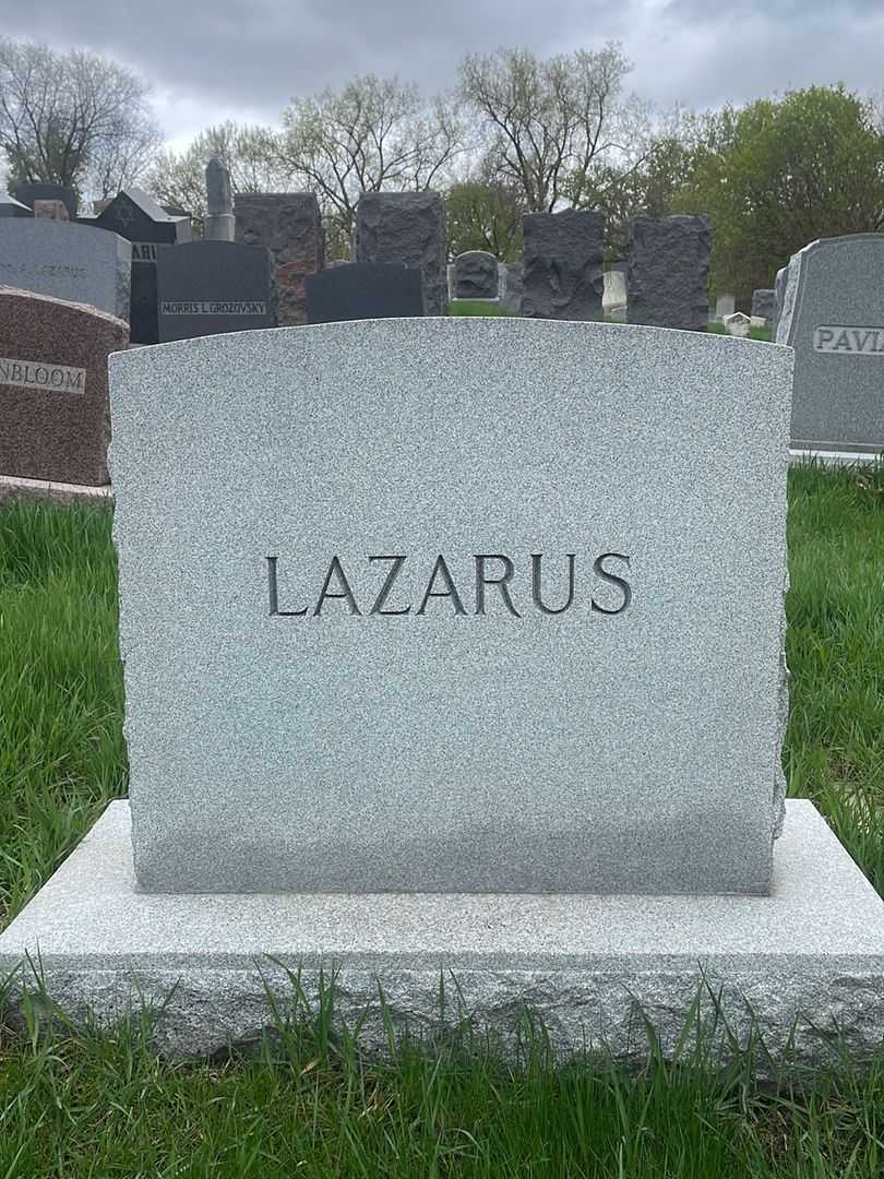 Libby Lazarus's grave. Photo 3