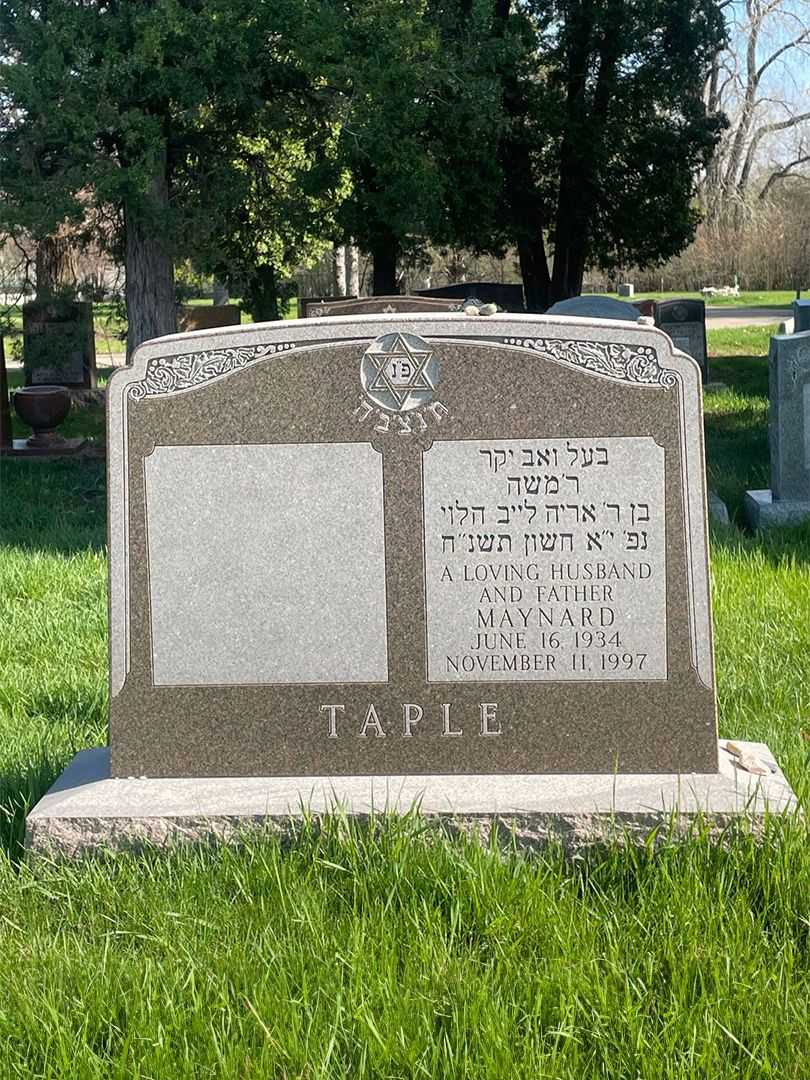Maynard Taple's grave. Photo 1