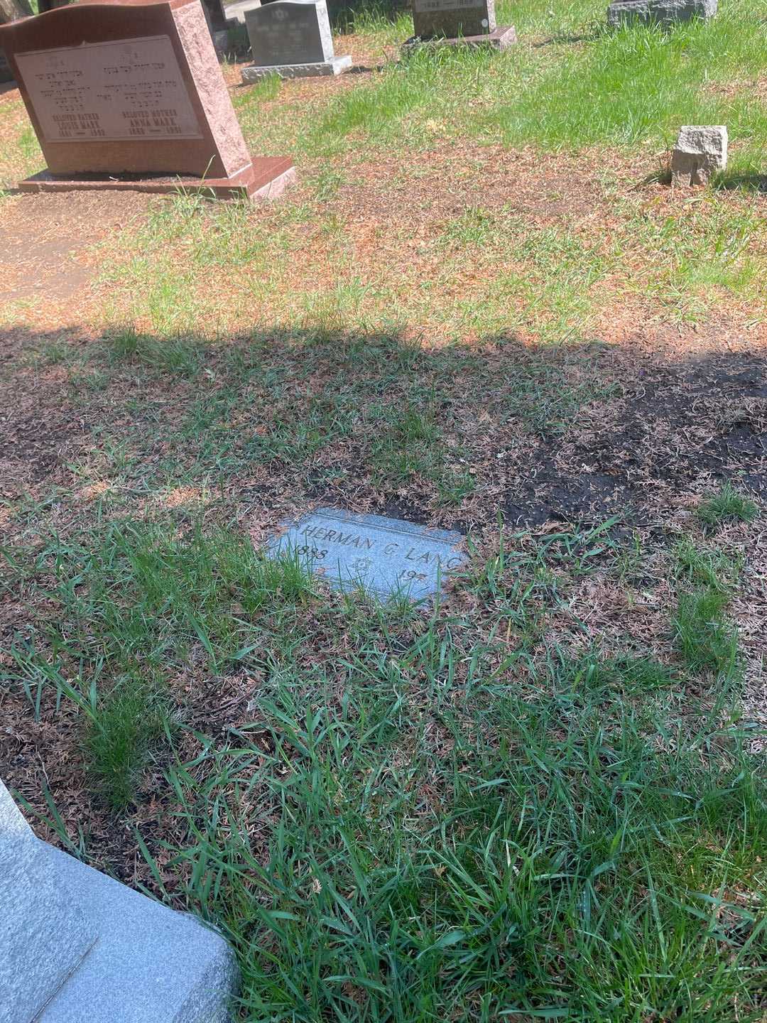 Herman G. Lang's grave. Photo 2