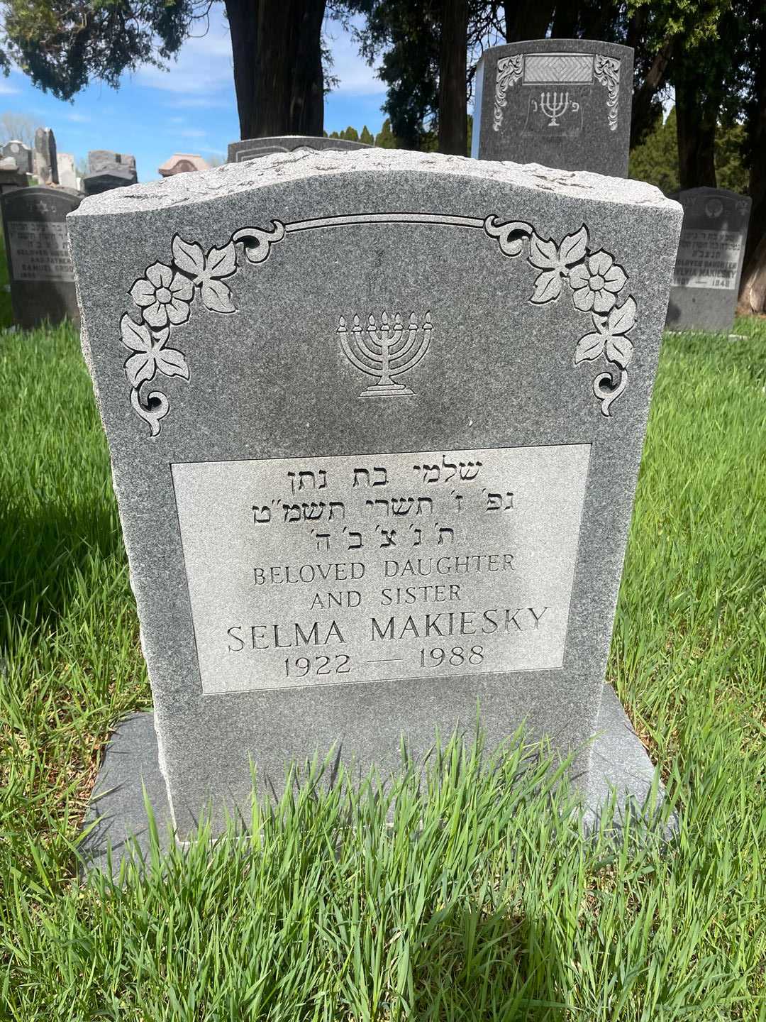 Selma Makiesky's grave. Photo 1