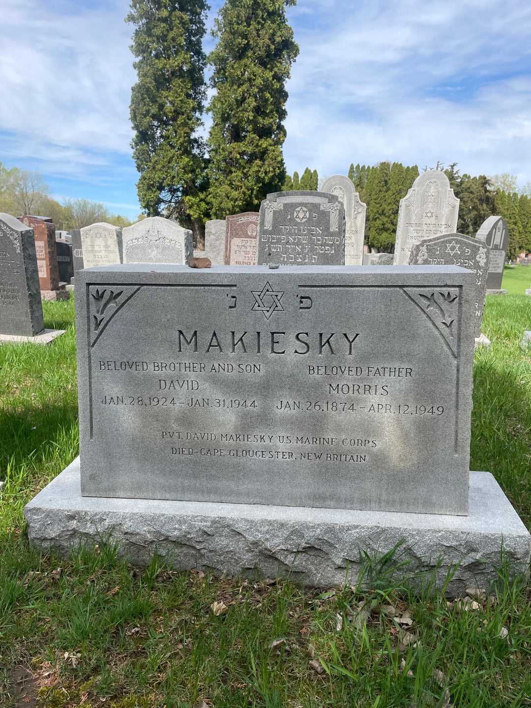 Morris Makiesky's grave. Photo 1
