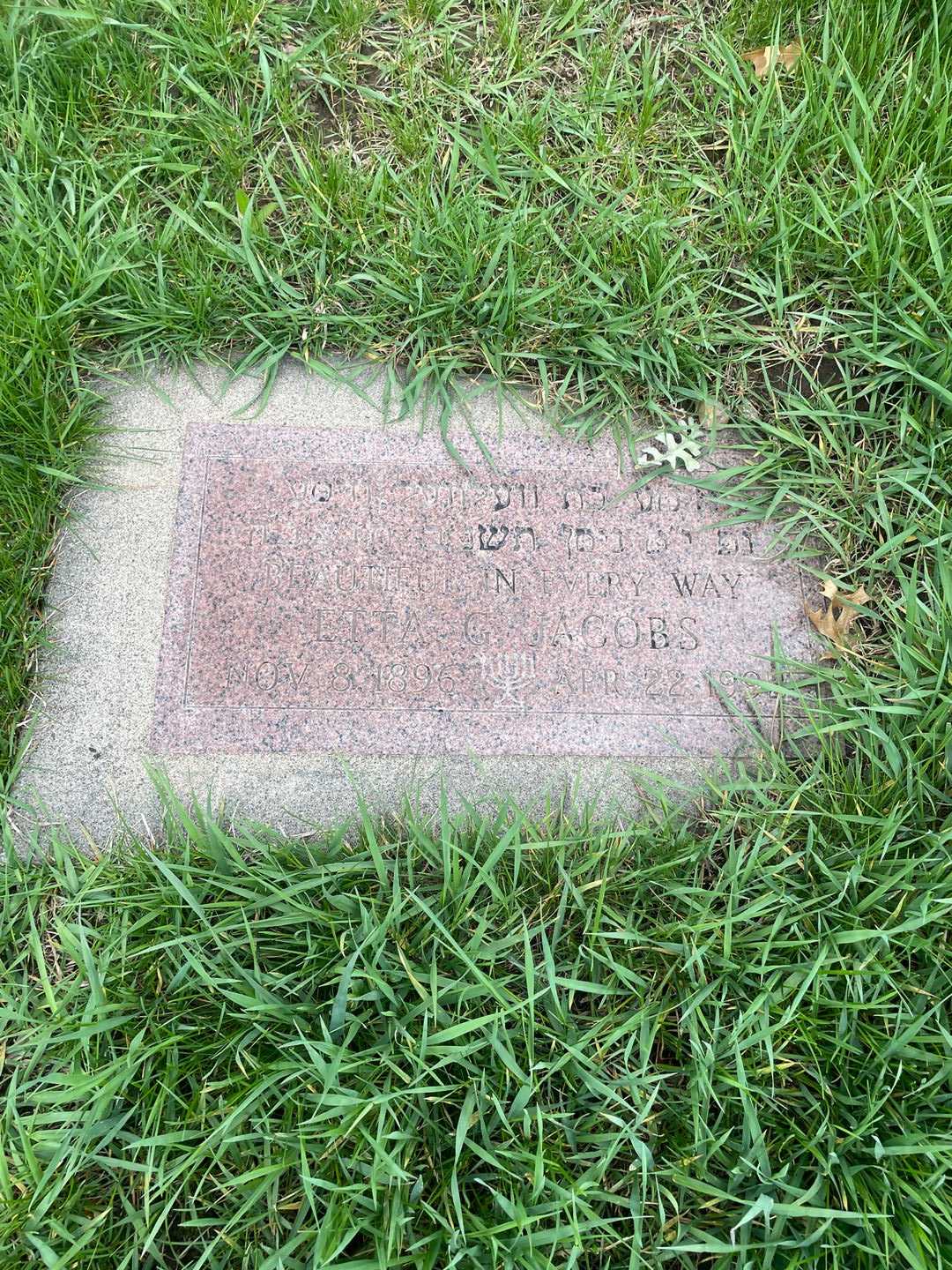 Etta G. Jacobs's grave. Photo 1